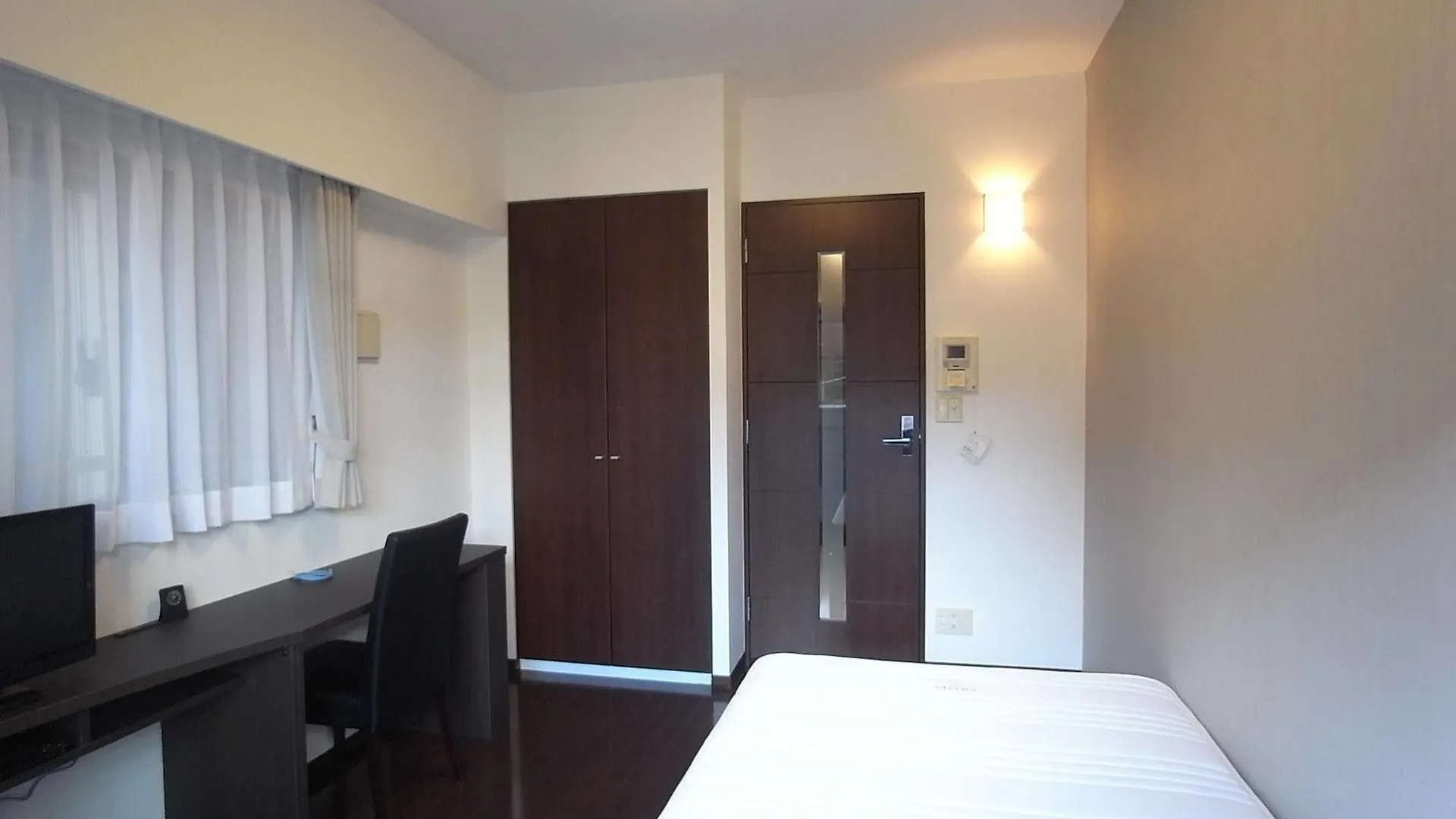 Palace Studio Minami-Azabu Tokyo Apartment